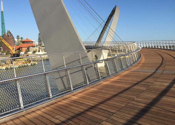 Van de Balustradewebnet van de wegbrug de Draad Mesh Ferruled
