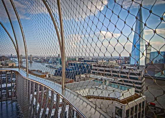 Van de Kabelce van de vangrailmetalen kap het Netwerk van de het Roestvrije staalkabel 2,0 Mm
