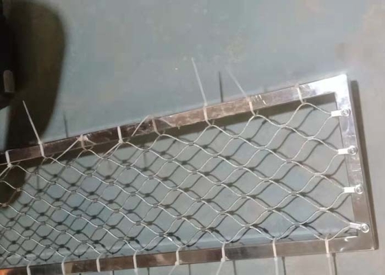 0.5-30meter de Dalingspreventie van Mesh With Frame Non Rusting van de balustradekabel