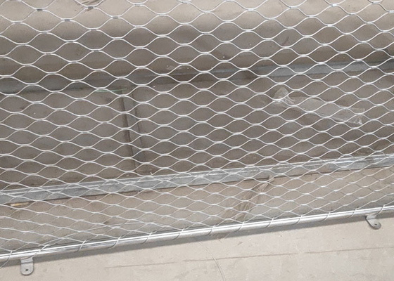 Aanpassing Ontworpen Kabelkabel Mesh For Fencing Non Rusting 2.0mm Draad