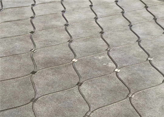 Draadnetten voor vogelhokken van roestvrij staal met een draaddikte van 1,2 mm tot 2,0 mm en een gatgrootte van 20 mm tot 50 mm voor vogelkooien