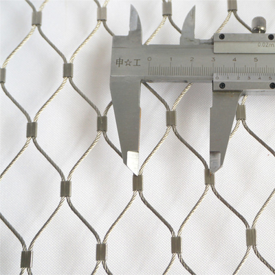 Aisi 316 X neigt het Roestvrije staaldierentuin Mesh With Sleeve van de Kabelmetalen kap